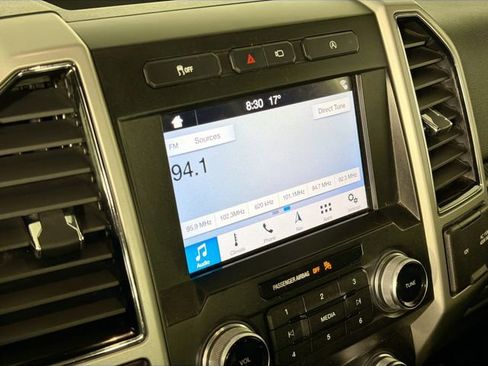 Used 2019 Ford F150 Lariat w/ Equipment Group 502A Luxury image 15