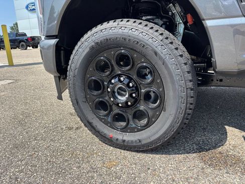 New 2026 Ford F350 Lariat w/ Black Appearance Package AWD/4WD image 10