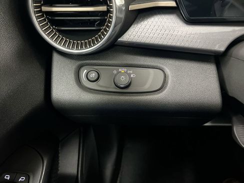 New 2026 Chevrolet Trax ACTIV w/ Driver Confidence Package image 18