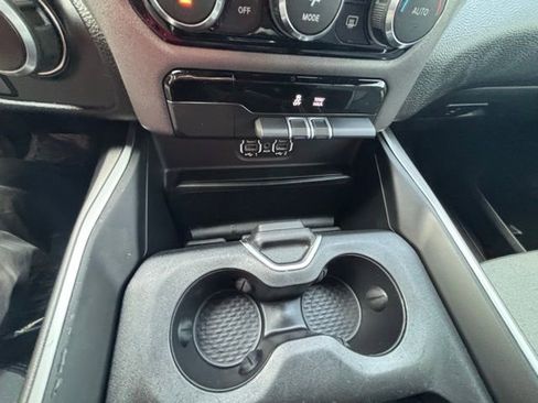 Used 2021 RAM 1500 Big Horn RWD image 35