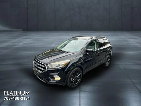 Used 2018 Ford Escape SE w/ SE Sport Appearance Package AWD/4WD image 6
