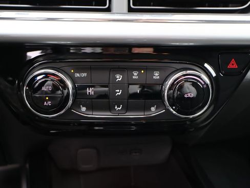 New 2026 Chevrolet Trax LT w/ Driver Confidence Package image 18