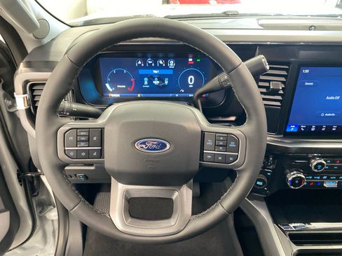 New 2026 Ford F250 Lariat w/ Black Appearance Package AWD/4WD image 19