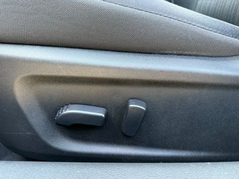 Used 2024 Nissan Altima 2.5 SV image 18