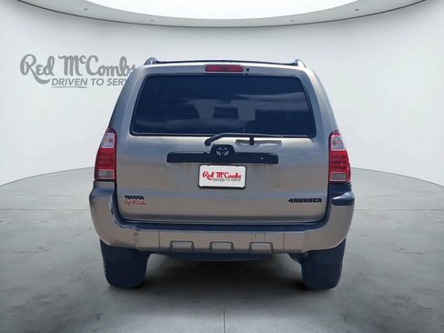 Used 2006 Toyota 4Runner SR5 RWD image 4