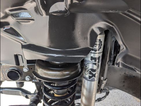 Used 2018 Jeep Wrangler Unlimited Rubicon image 18