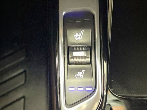 Certified 2022 Kia Sorento SX FWD image 25