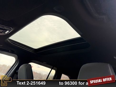 New 2025 Jeep Grand Cherokee Laredo X image 11