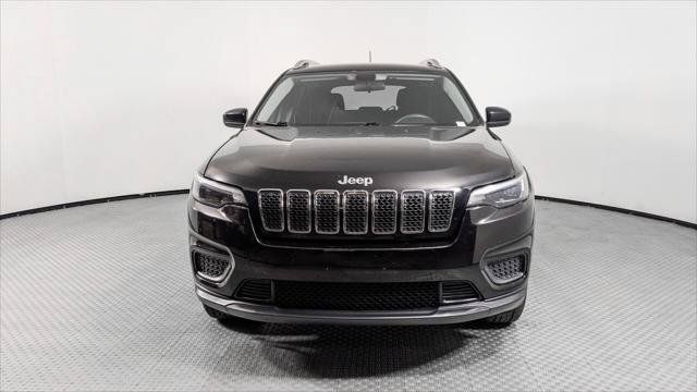 Used 2020 Jeep Cherokee Latitude AWD/4WD image 12