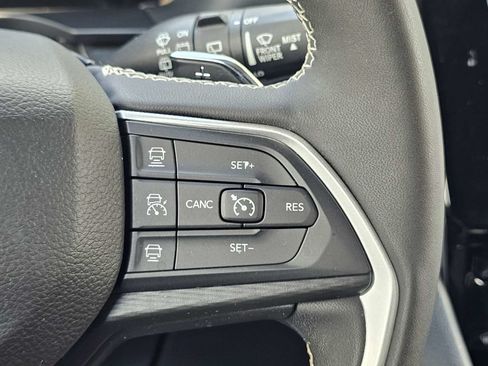 Used 2023 Jeep Grand Cherokee L Laredo AWD/4WD image 24