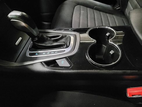Used 2016 Ford Edge SE FWD image 26