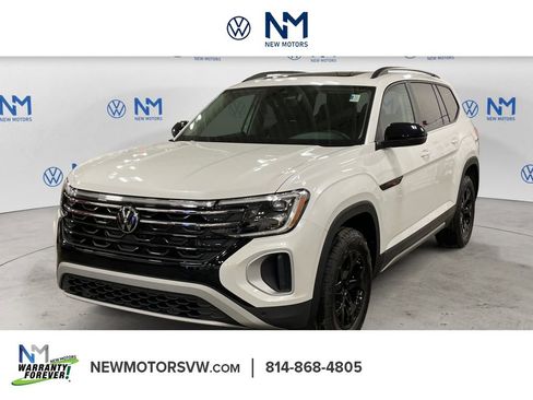 New 2026 Volkswagen Atlas Peak Edition image 1