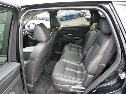 Used 2024 MAZDA CX-90 3.3 Turbo w/ Select Package AWD/4WD image 11