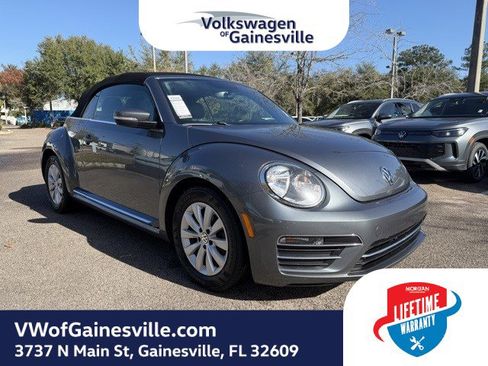 Used 2019 Volkswagen Beetle 2.0T S image 1
