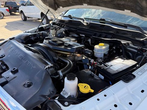 Used 2015 RAM 2500 SLT w/ Protection Group image 32