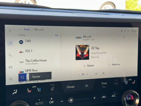 Used 2024 Lexus GX 550 image 16