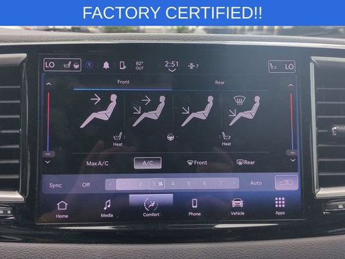 Certified 2024 Chrysler Pacifica Touring-L FWD image 25
