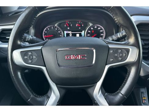 Used 2019 GMC Acadia SLT image 25