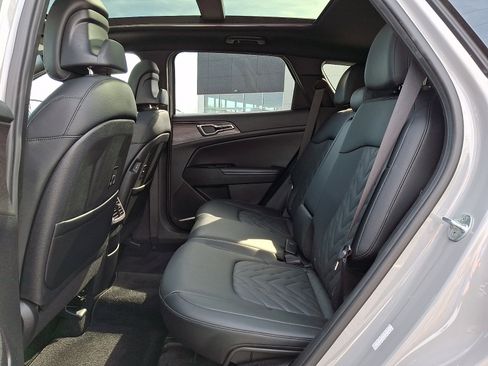 Used 2023 Kia Sportage X-Line w/ X-Line Premium Package image 10