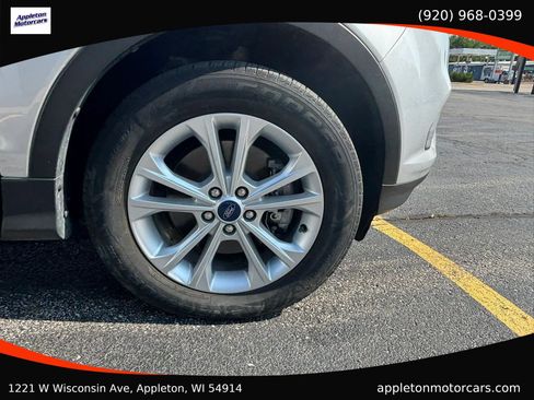 Used 2019 Ford Escape SEL AWD/4WD image 13