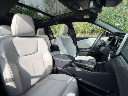 New 2026 Lexus TX 350 AWD image 11