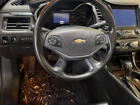 Used 2014 Chevrolet Impala LTZ FWD image 9