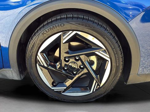 Certified 2025 Kia K4 EX FWD image 31