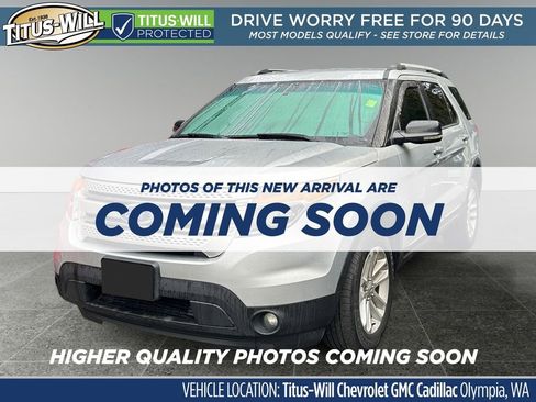 Used 2013 Ford Explorer XLT image 2