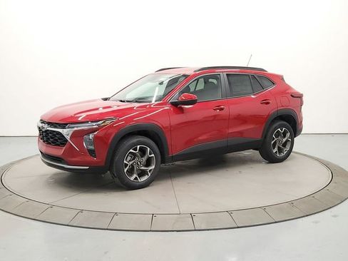 New 2026 Chevrolet Trax LT w/ Driver Confidence Package image 3