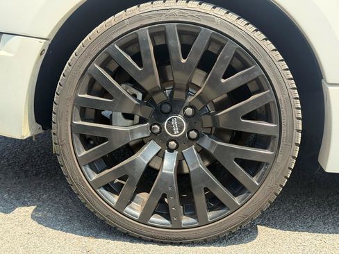Used 2016 Land Rover Range Rover Supercharged AWD/4WD image 15
