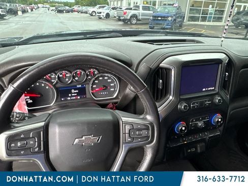 Used 2021 Chevrolet Silverado 1500 RST AWD/4WD image 2