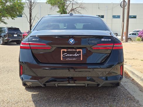 Used 2026 BMW 550e xDrive image 12