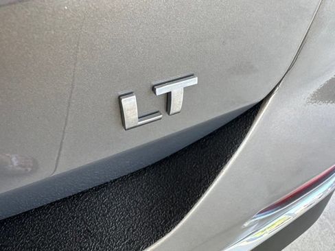 Used 2019 Chevrolet Equinox LT FWD image 31