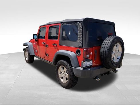 Used 2017 Jeep Wrangler Unlimited Sport w/ Connectivity Group AWD/4WD image 19