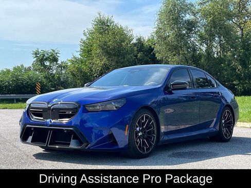 Used 2025 BMW M5 w/ Executive Package AWD/4WD image 3