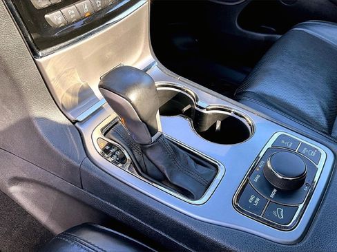 Certified 2020 Jeep Grand Cherokee High Altitude image 32