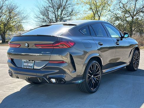 New 2026 BMW X6 xDrive40i w/ Climate Comfort Package image 8
