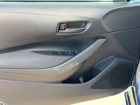 Certified 2025 Toyota Corolla LE FWD image 14
