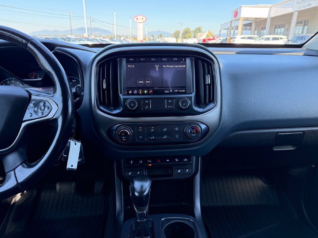 Used 2022 Chevrolet Colorado Z71 w/ Safety Package AWD/4WD image 25