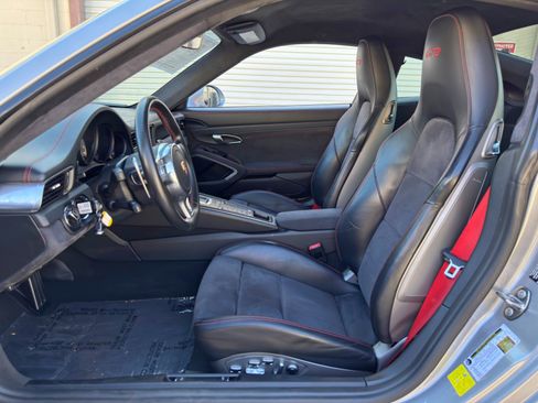 Used 2014 Porsche 911 GT3 RWD image 17