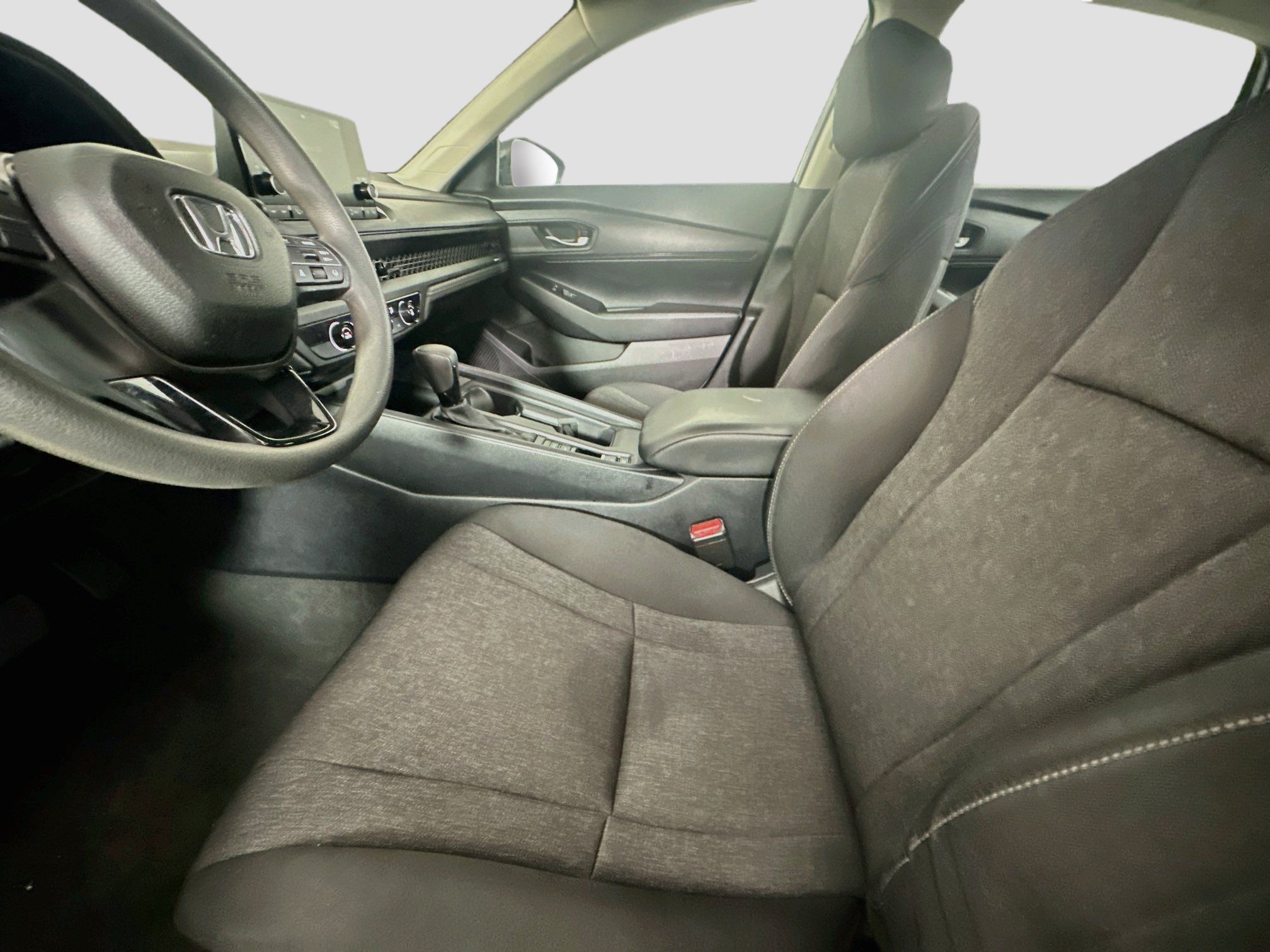 Used 2025 Honda Accord LX image 13