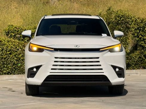 Certified 2024 Lexus TX 350 FWD w/ Technology Package image 4