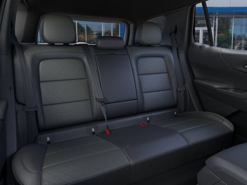 New 2027 Chevrolet Equinox LT AWD/4WD image 17
