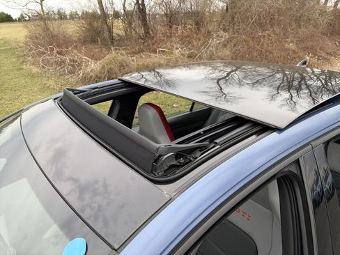 New 2026 Volkswagen GTI SE image 10