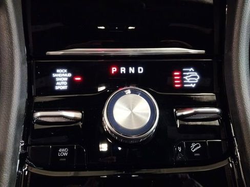 New 2025 Jeep Grand Cherokee Summit image 19