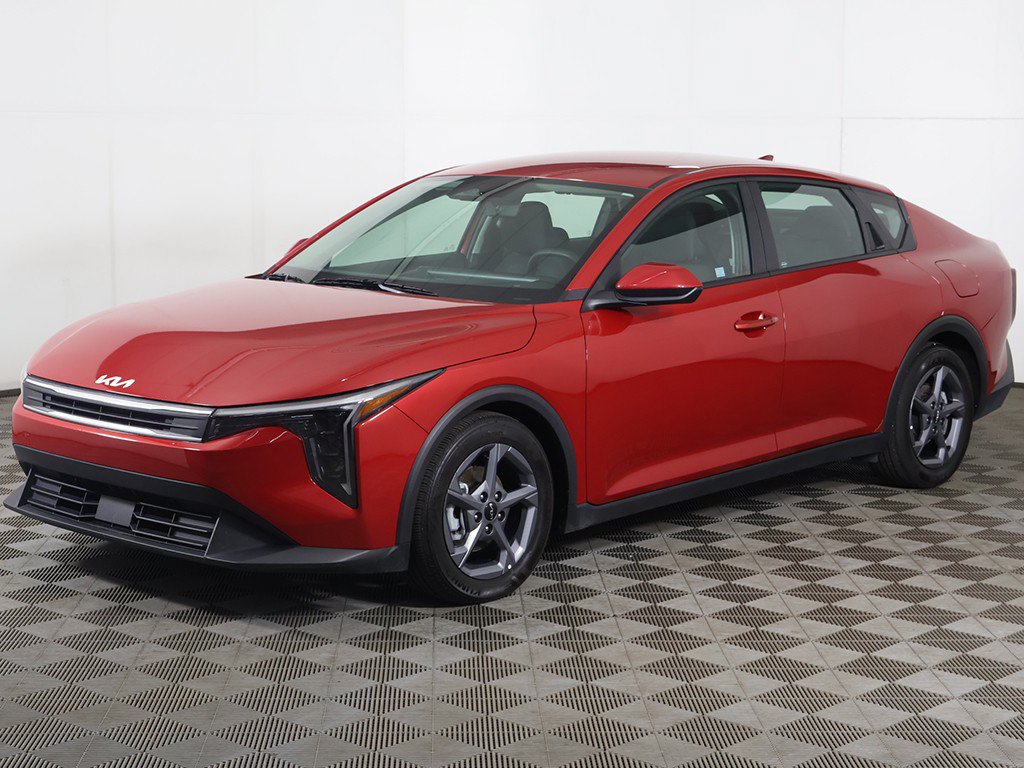 Used 2025 Kia K4 FWD image 7