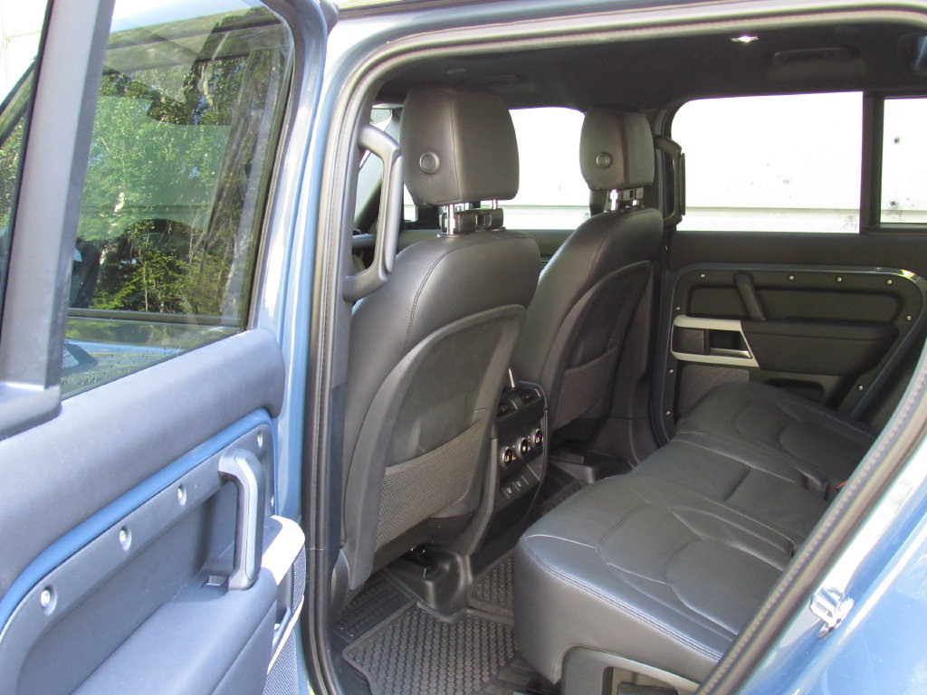 Used 2024 Land Rover Defender 110 S AWD/4WD image 13
