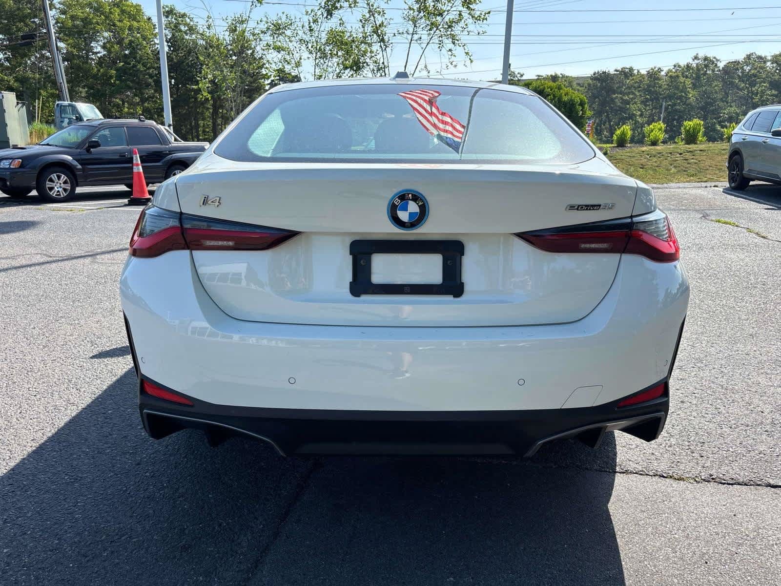 Used 2023 BMW i4 eDrive35 w/ Premium Package RWD image 4