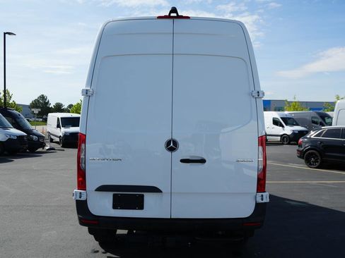 Used 2024 Mercedes-Benz Sprinter 144 Cargo image 6