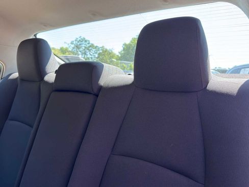 Used 2023 Toyota Corolla LE FWD image 30
